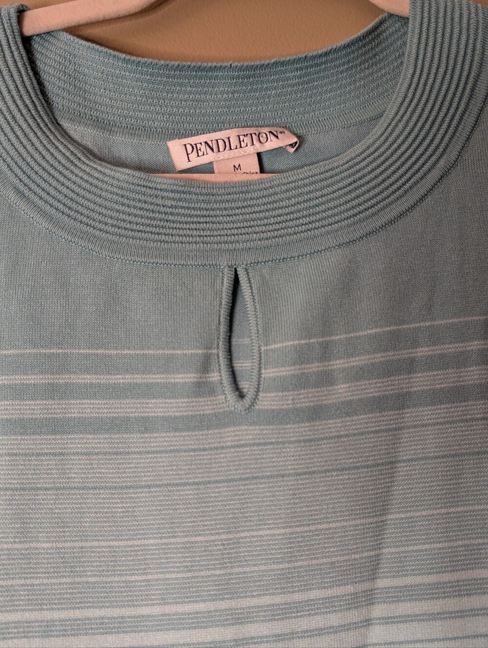 Pendleton silk blend Keyhole Sweater Pastel Ombre Stripe Knit Crewneck Medium - Picture 7 of 8